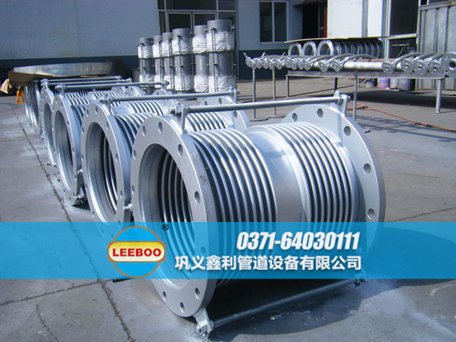 雙波<a href=http://www.coirsubstrate.com target=_blank class=infotextkey>補償器</a>組裝現(xiàn)場