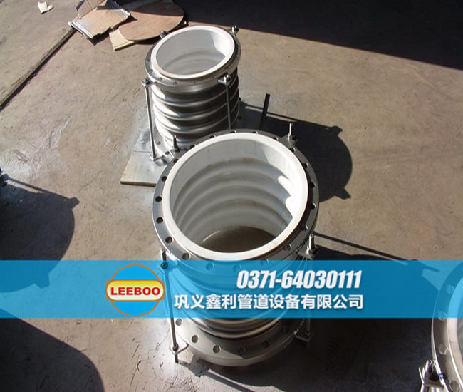 襯四氟不銹鋼<a href=http://www.coirsubstrate.com target=_blank class=infotextkey>補償器</a>